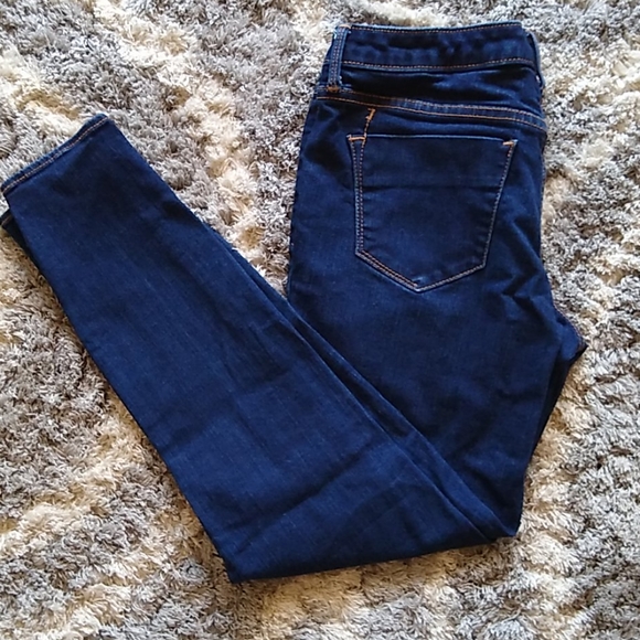 Mossimo Supply Co. Denim - Mossimo Mid Rise Crop Pants